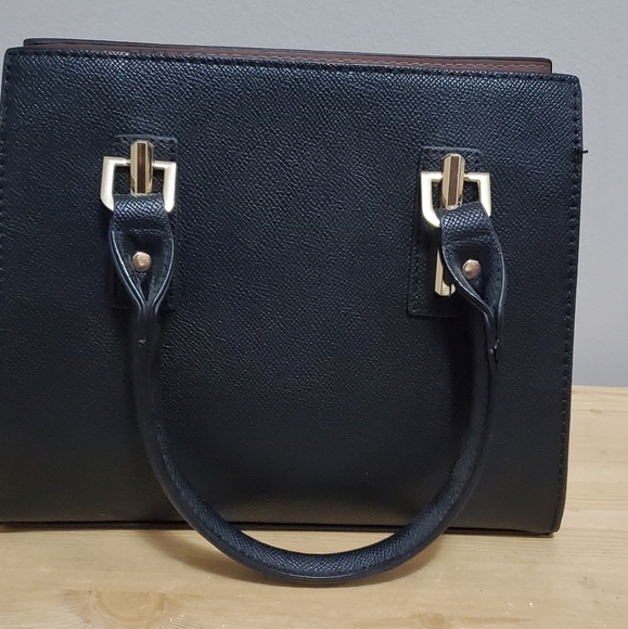 Call It Spring Hand bag. Black and pink colour - Picture 5 of 7